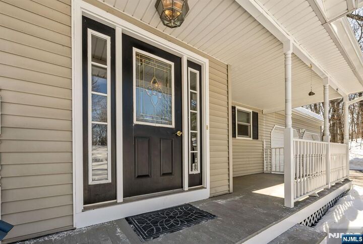 Property Photo:  25 Alta Vista Drive  NJ 07456 