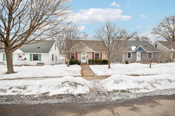 Property Photo: 2741 Brunswick Avenue S MN 55416