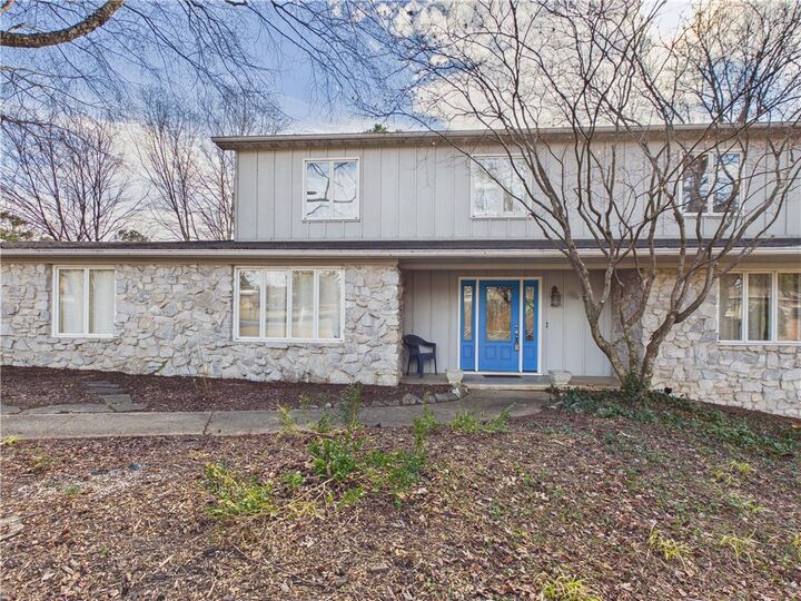 Property Photo:  1006 W Sherman Avenue  AR 72601 