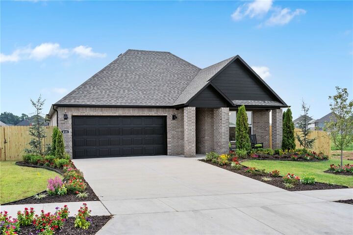 Property Photo:  462 W Canada Drive  AR 72730 