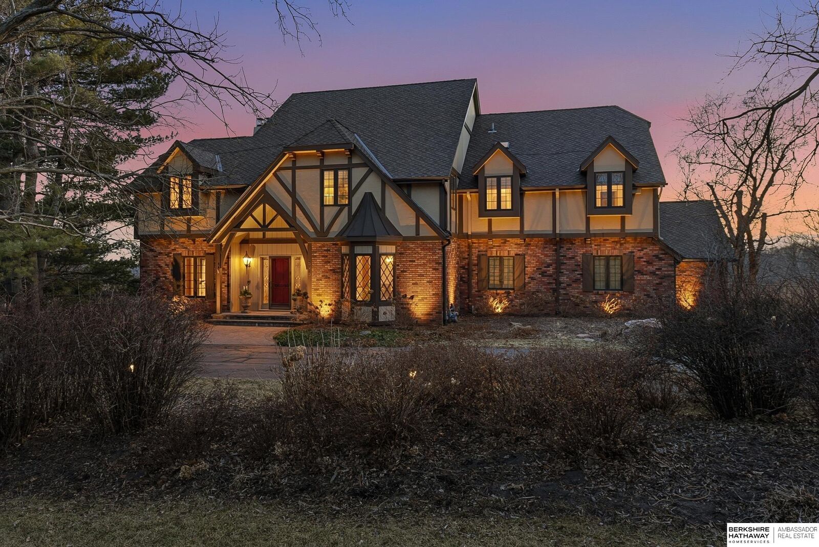 Property Photo:  3913 Hawk Woods Circle  NE 68112 