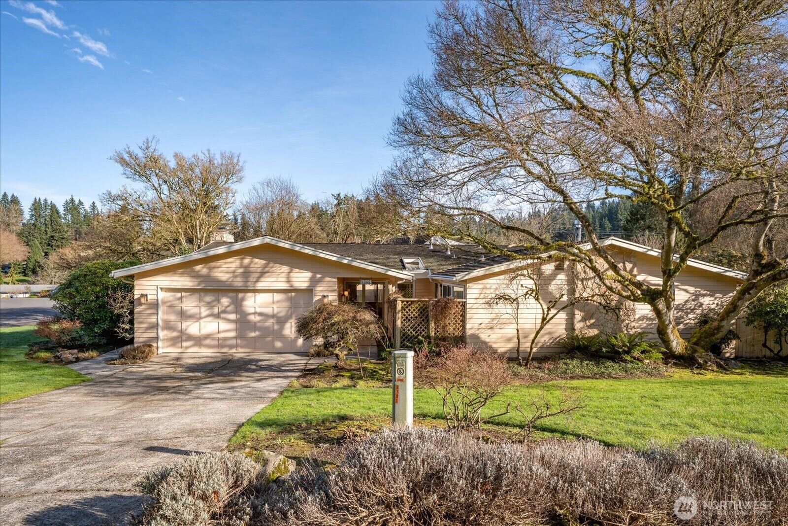 Property Photo: 9506 Valhalla Way WA 98011