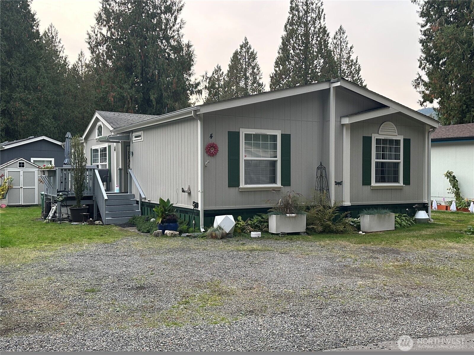 Property Photo: 23800 SE Tiger Mountain Rd WA 98207