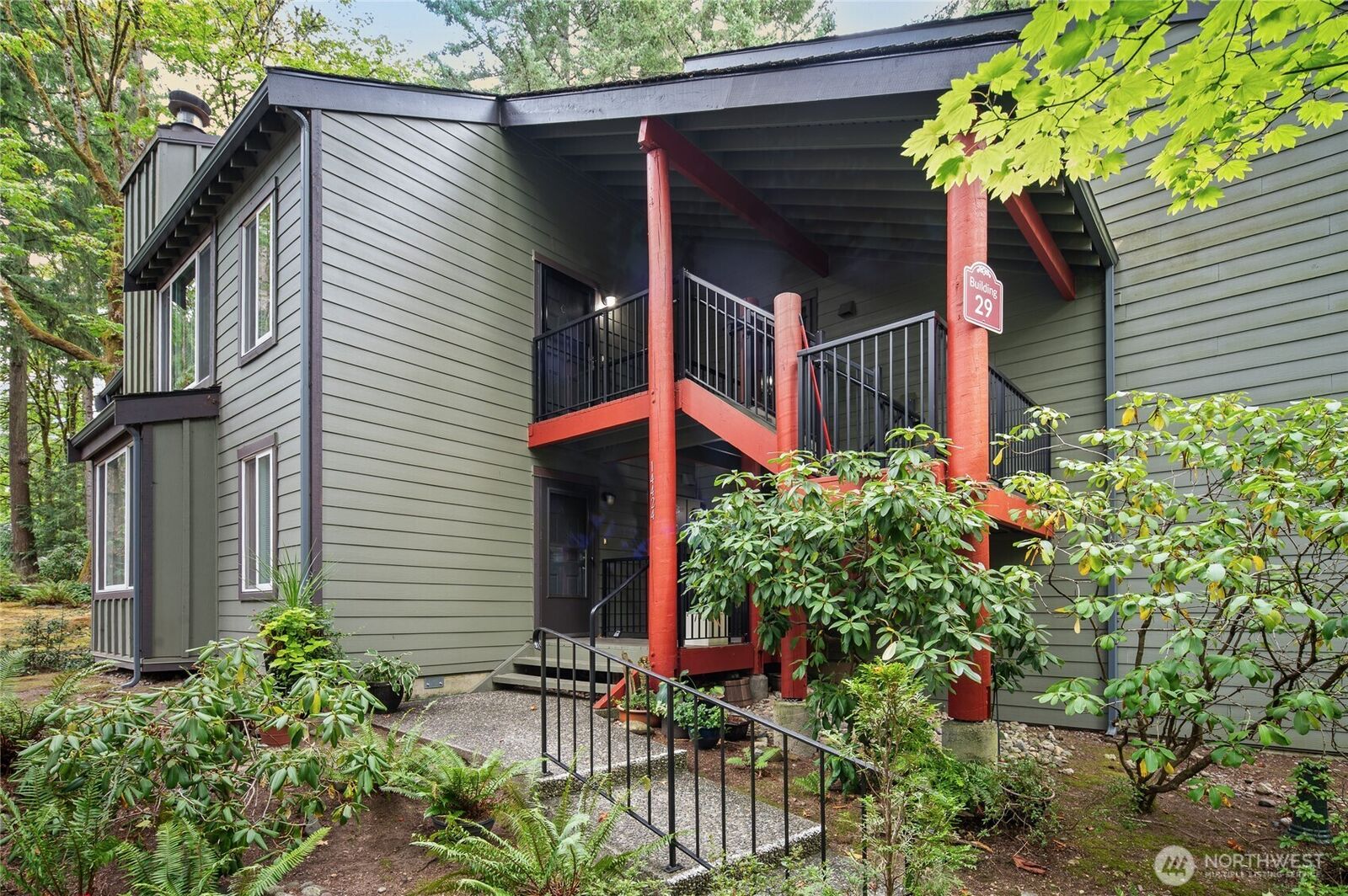 Property Photo:  14424 NE 30th Place 29A  WA 98007 
