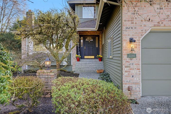 Property Photo: 2386 215th Place SW WA 98036