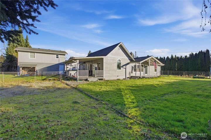 Property Photo:  10709  Woodland Avenue E  WA 98373 