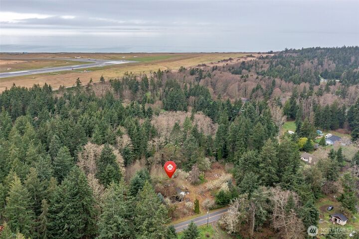 Property Photo: 4117 Degraff Road WA 98277
