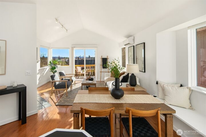 Property Photo:  747 N 87th Street  WA 98103 