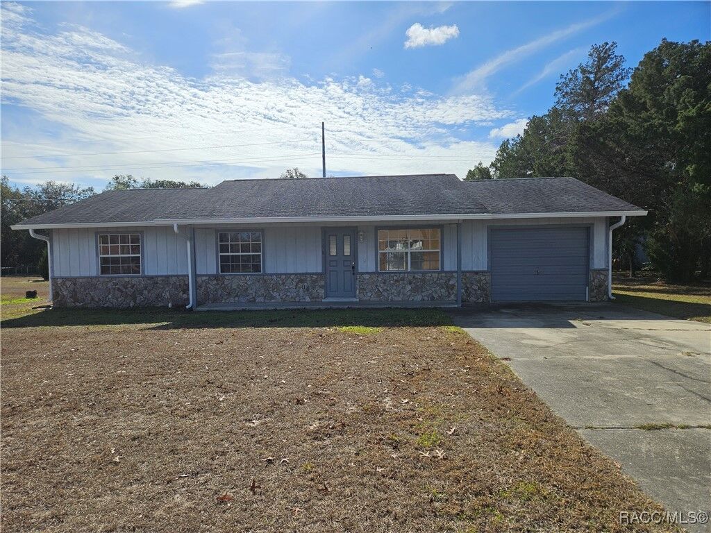 Property Photo:  7370 W 7 Rivers Drive  FL 34429 