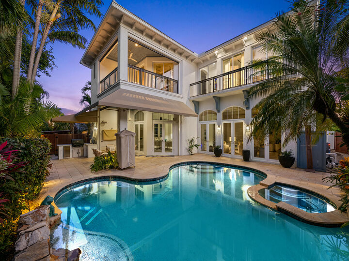 Property Photo:  1025 Vista Del Mar Drive N  FL 33483 