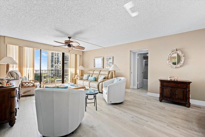 Property Photo: 400 Ocean Trail Way 504 FL 33477