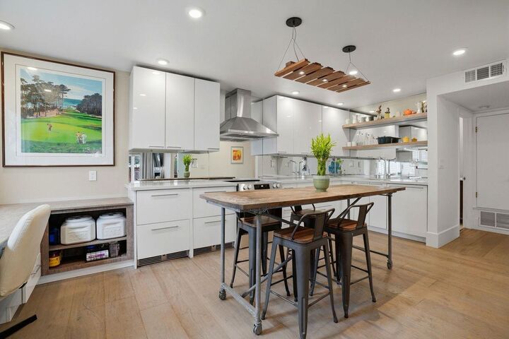 Property Photo:  633 Highland Avenue 1  CA 94401 