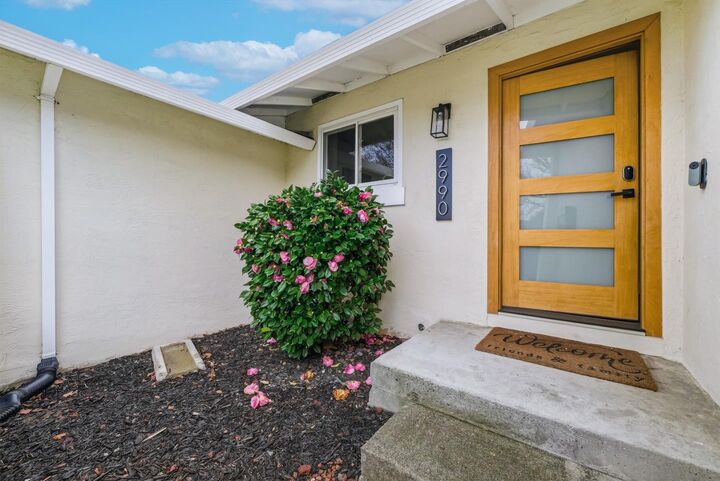 Property Photo:  2990 Knights Bridge Road  CA 95132 