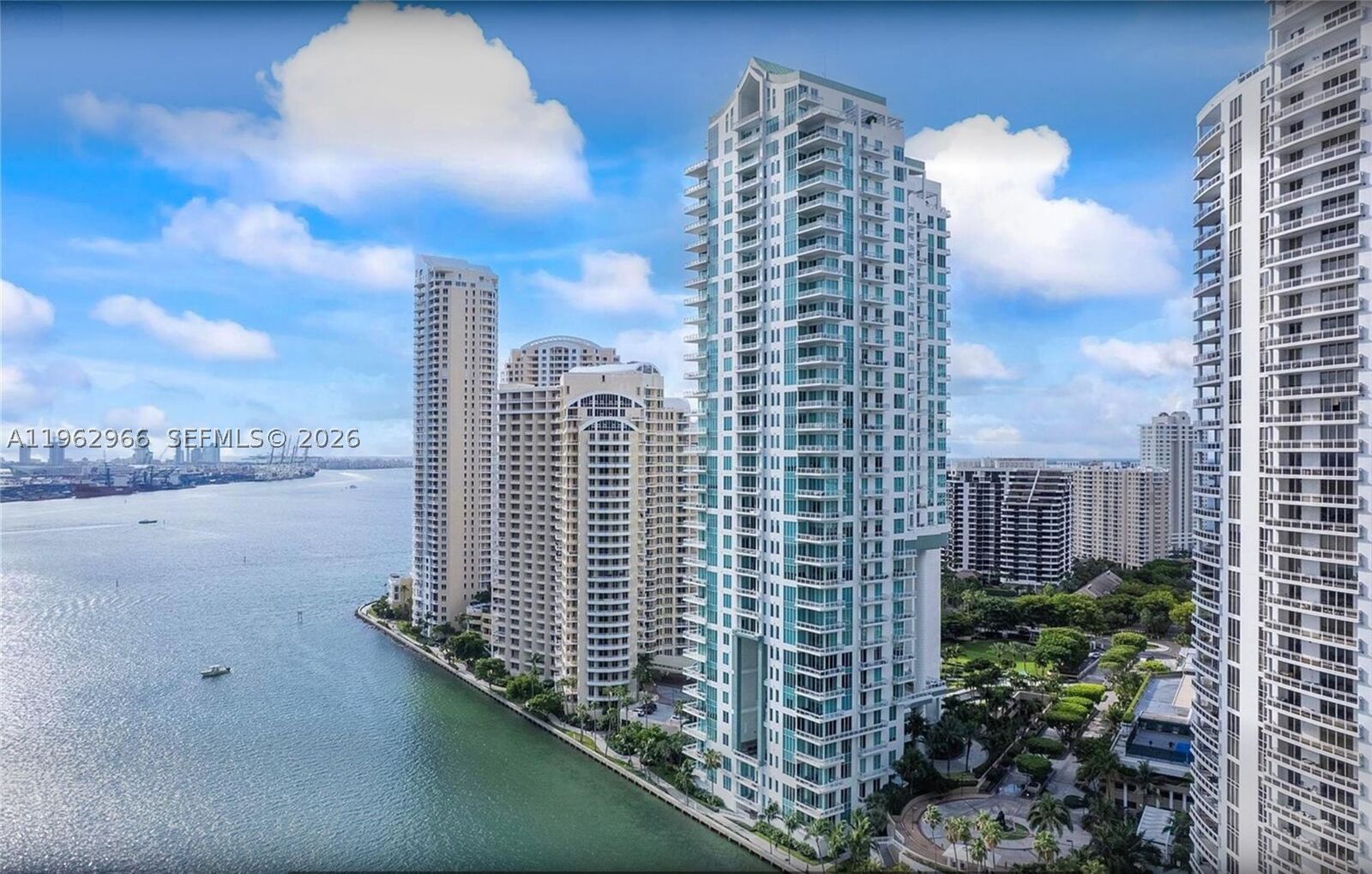 Property Photo:  900 Brickell Key Blvd 1101  FL 33131 