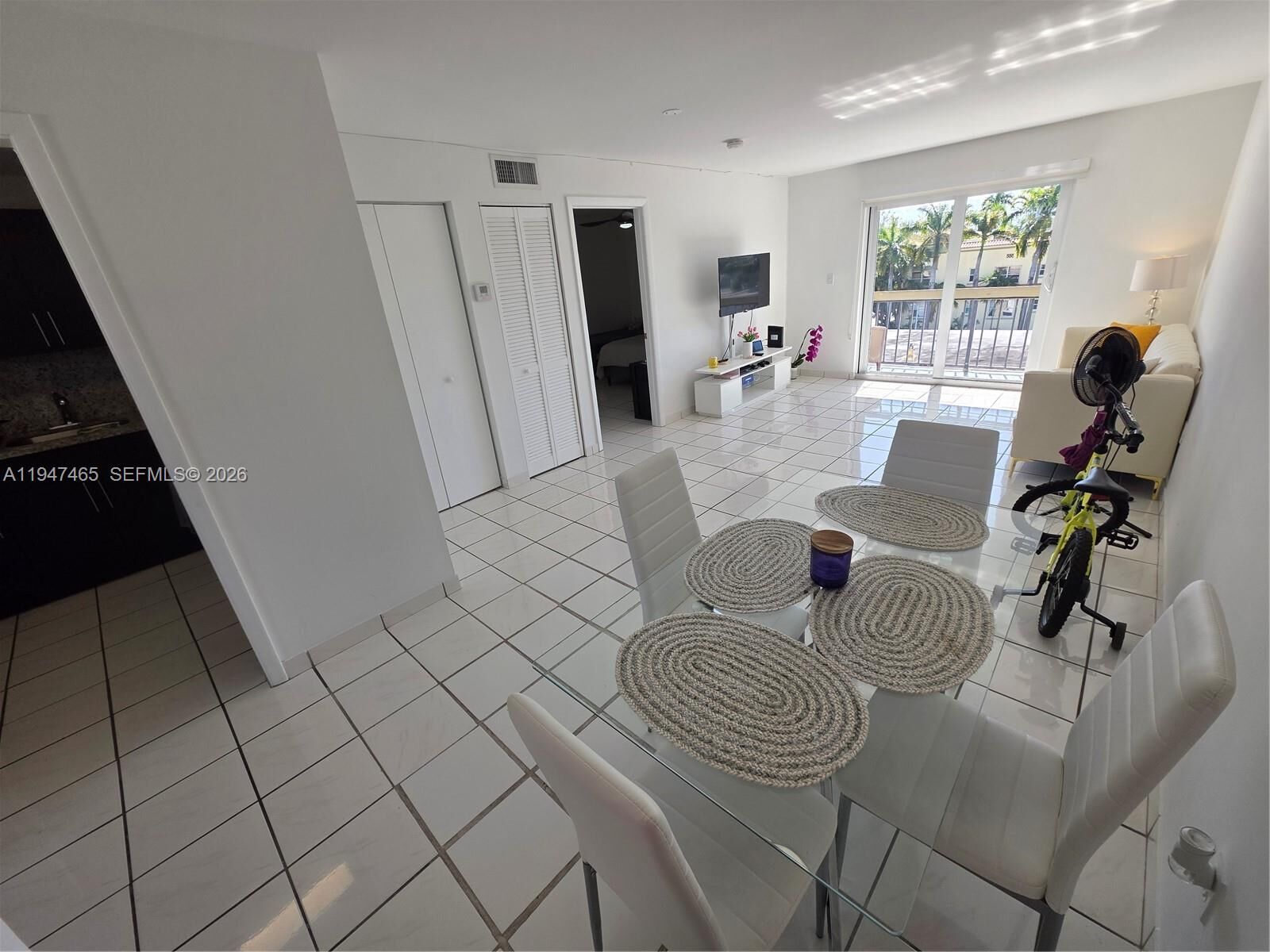 Property Photo:  1612 Jefferson Ave Ph02  FL 33139 