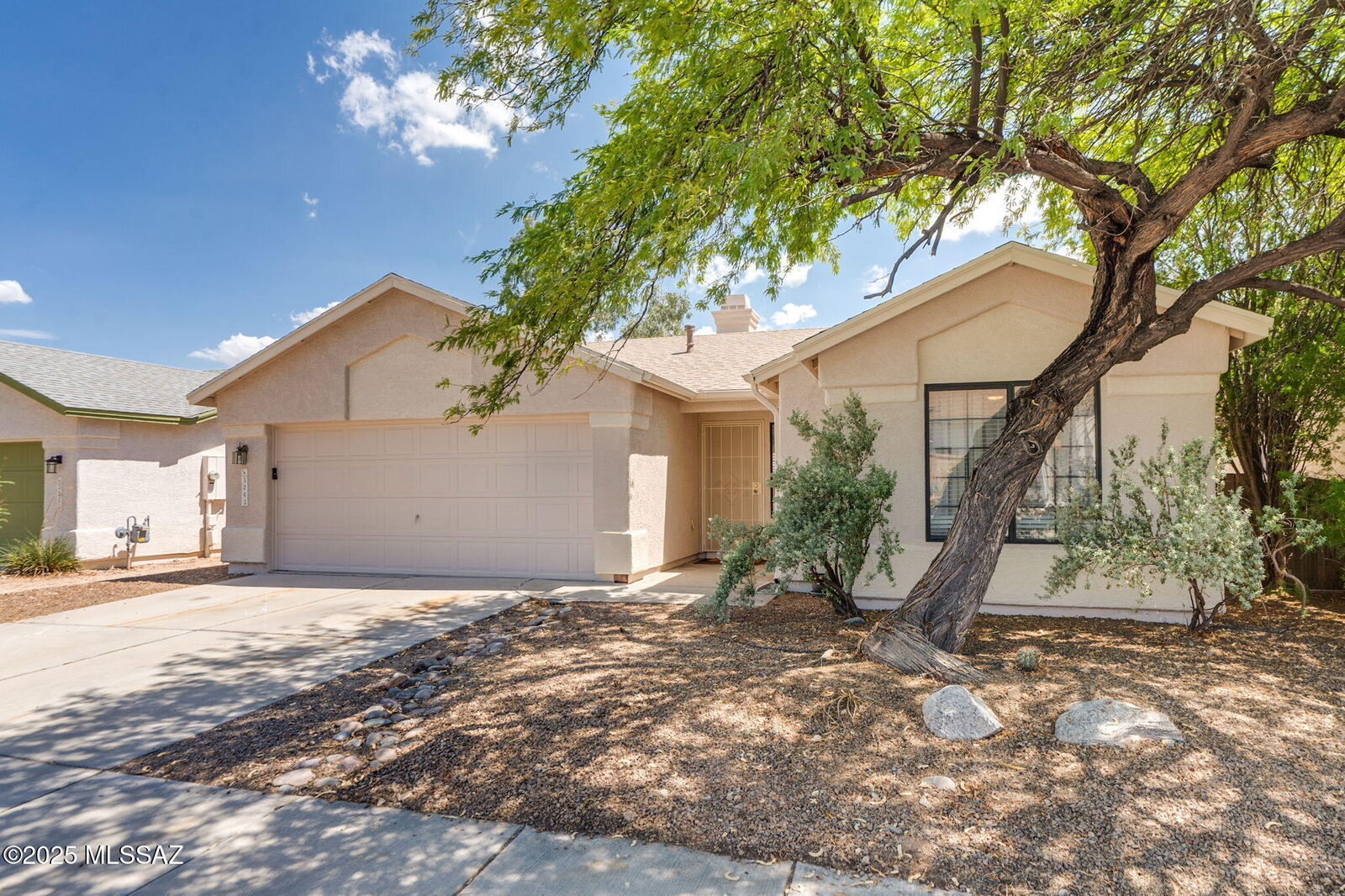 Property Photo:  3263 W Avior Drive  AZ 85742 