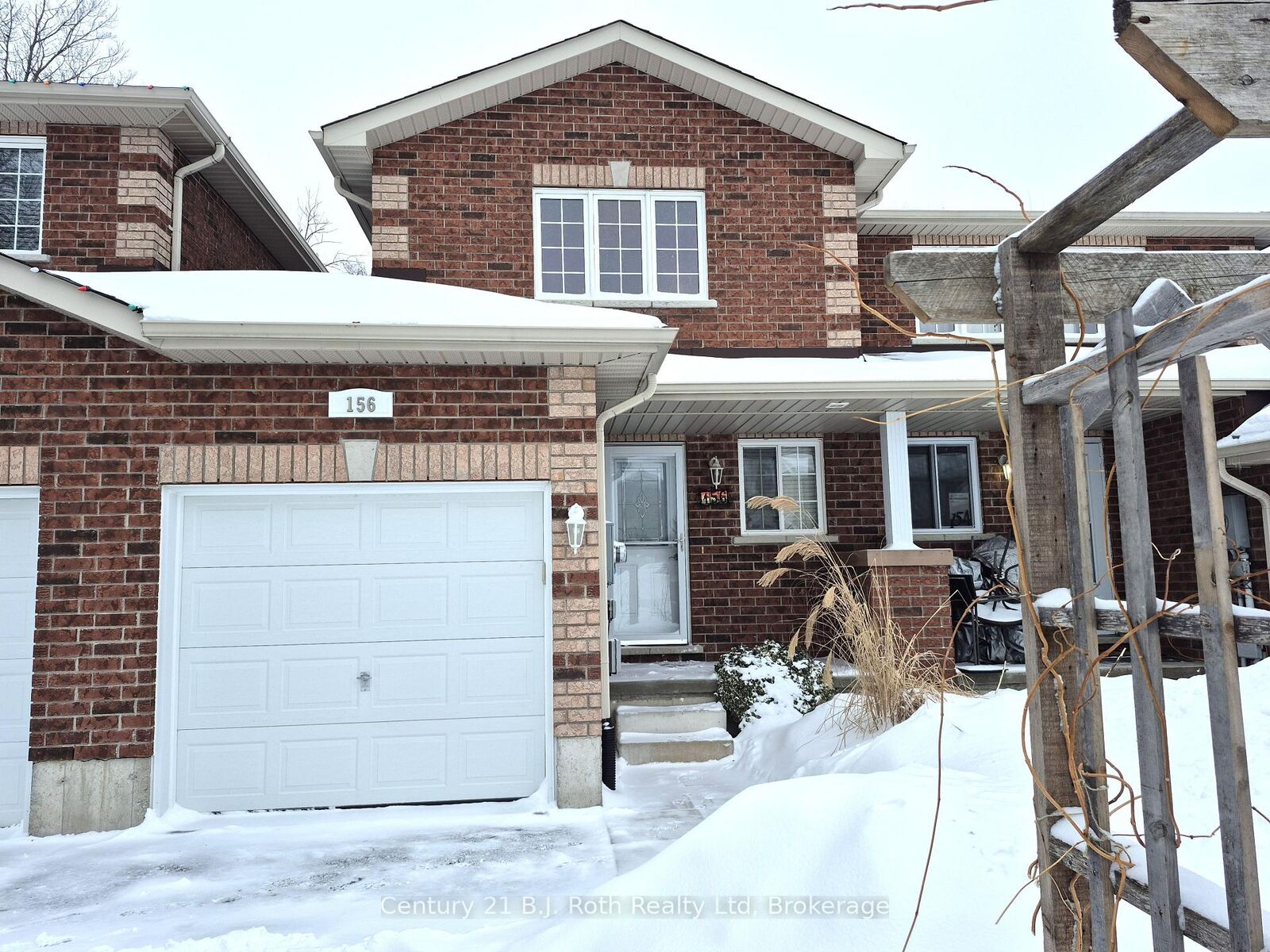 Property Photo: 156 Southwinds Crescent ON L4R 0A3