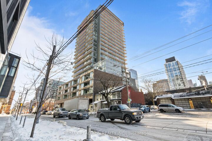 Property Photo: 120 Parliament Street 1805 ON M5A 2Y8
