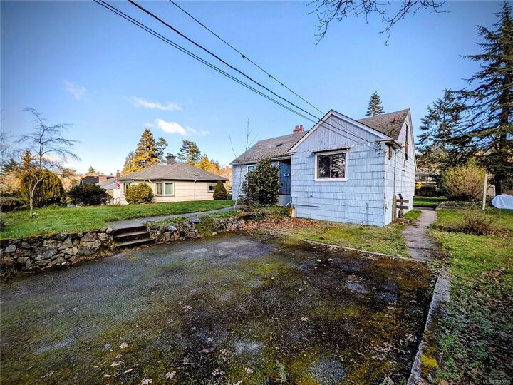 Property Photo: 3661 Craigmillar Ave BC V8P 3H2