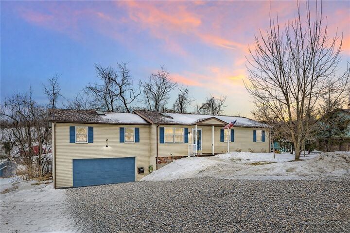 Property Photo:  10 Danbury Dr  PA 15601 