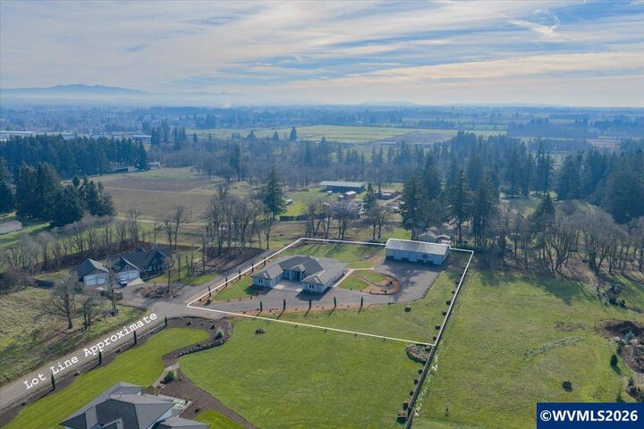 Property Photo:  6629 Pony Pl SE  OR 97317 