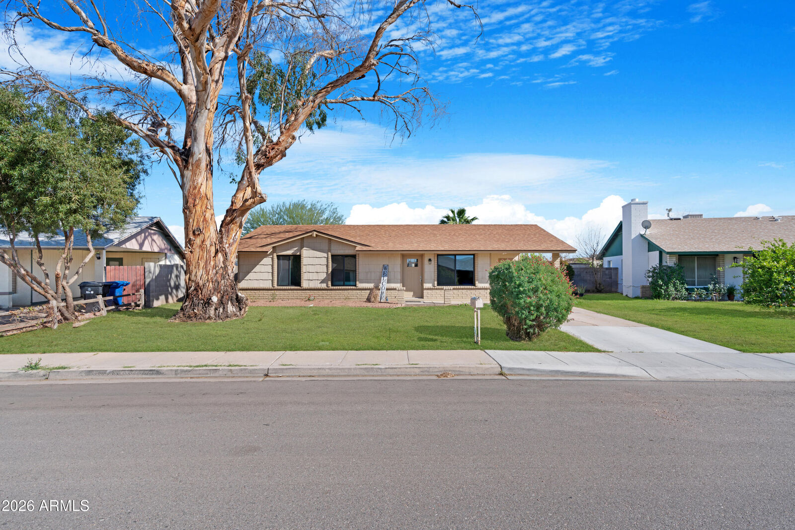 Property Photo:  2573 E Commonwealth Circle  AZ 85225 