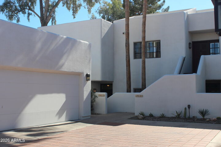 Property Photo: 2929 E Rose Lane AZ 85016