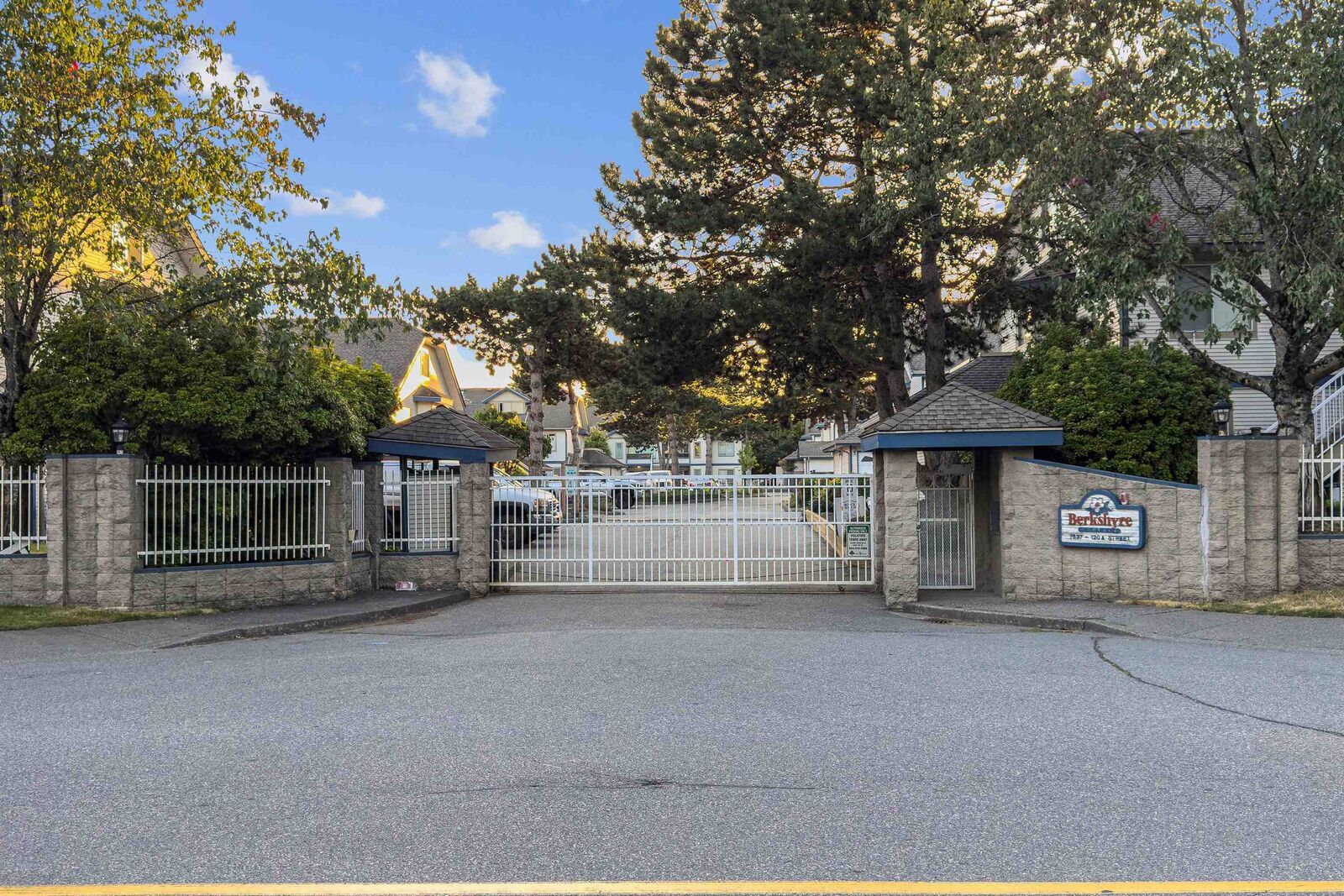 Property Photo: 7837 120A Street 113 BC V3W 0W9