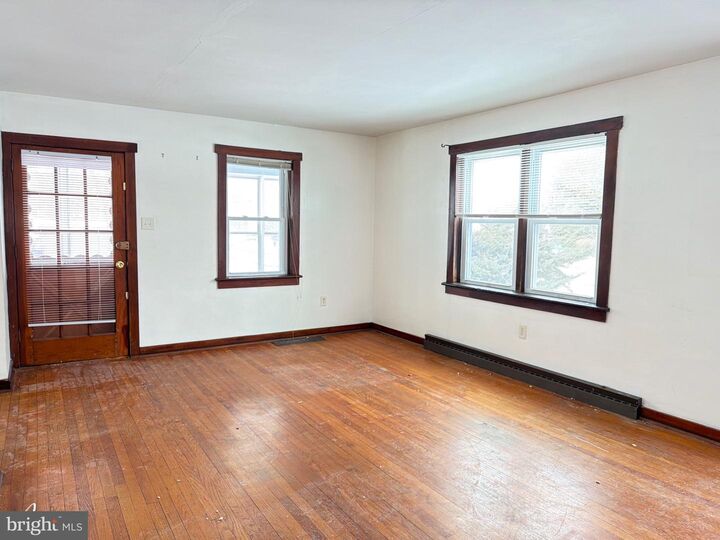 Property Photo:  311 West Avenue  NJ 08075 