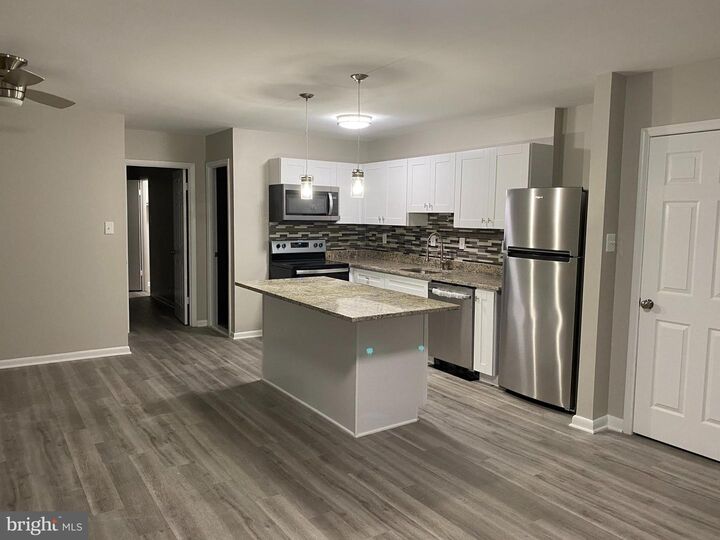 Property Photo:  6220 Edsall Road 401  VA 22312 