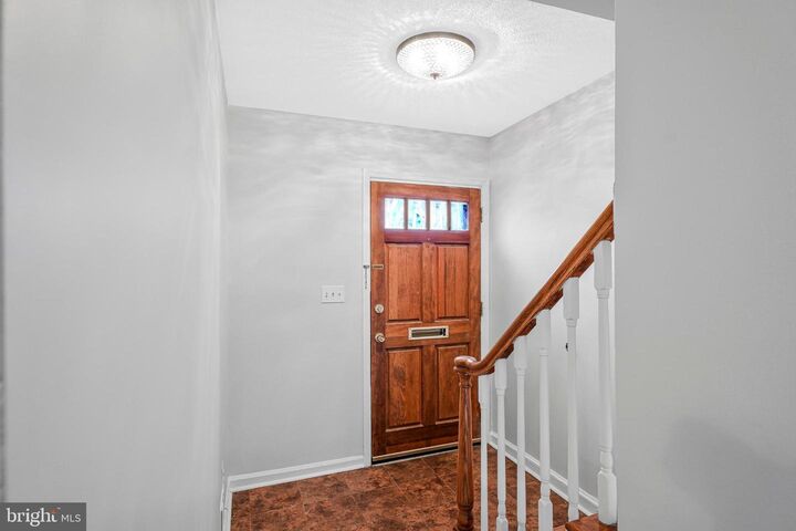 Property Photo: 8330 Darlington Street 467 VA 22152