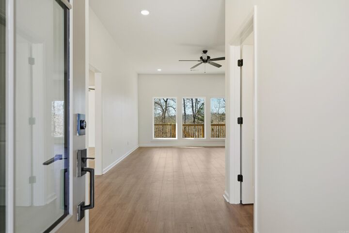 Property Photo:  307 Diamondhead Drive  AR 71913 