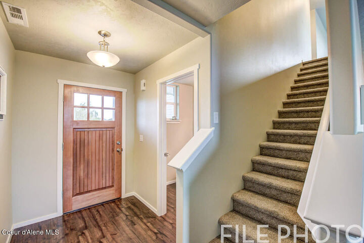 Property Photo: 11 N Drummond St WA 99016