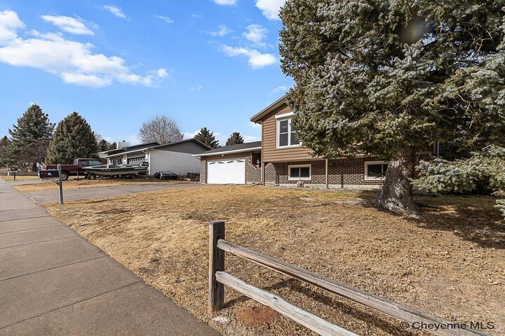 Property Photo:  2332 Pattison Ave  WY 82009 