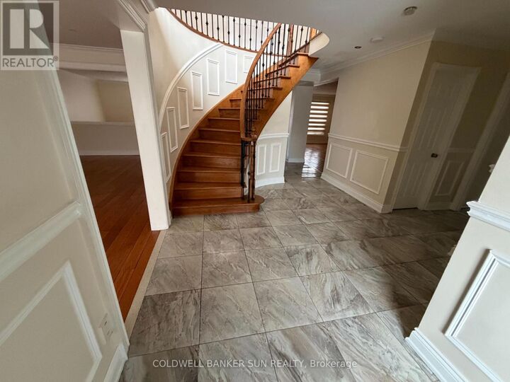 Property Photo:  1622 Bristol Road West  ON L5M 4B5 