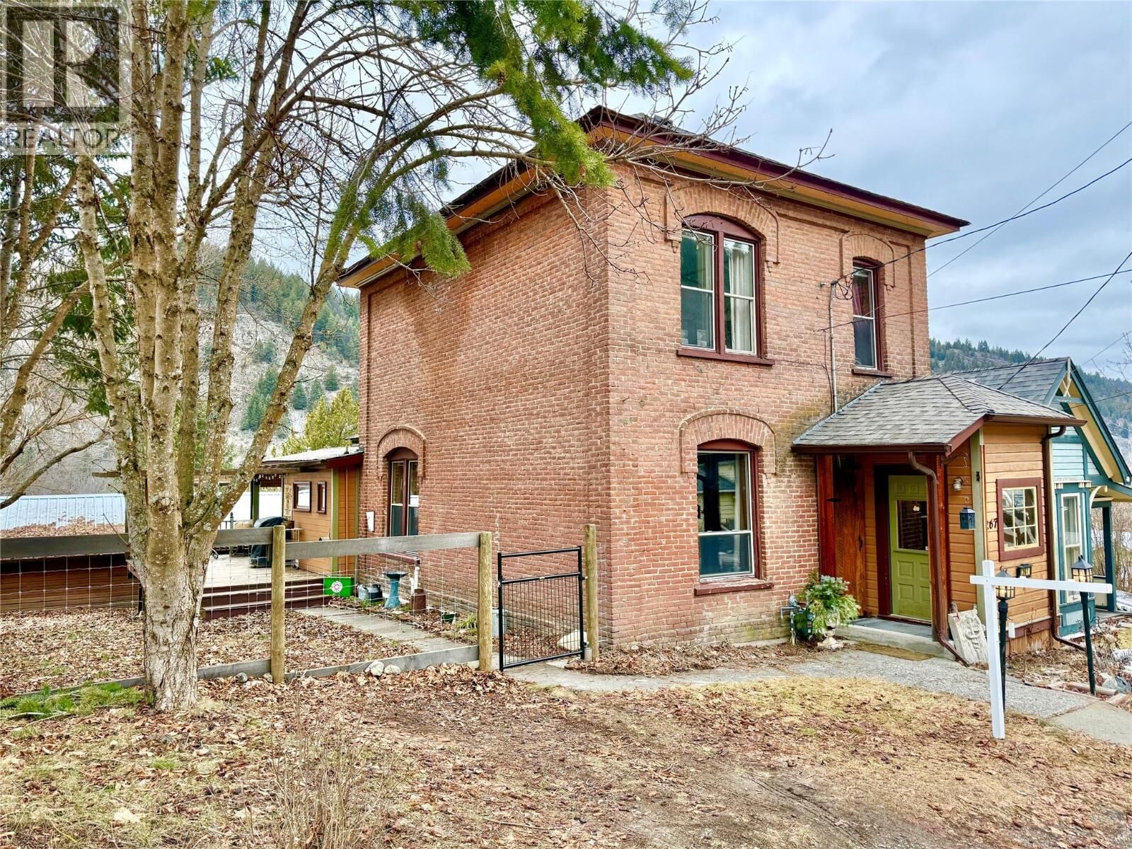 Property Photo:  267 Long Lake Avenue  BC V0H 1J0 