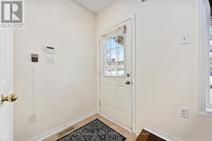 Property Photo:  340 Flagstone Way  ON L3X 2R8 