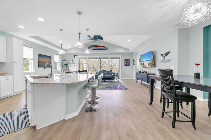 Property Photo:  8891 Coral Reef Way  FL 32413 