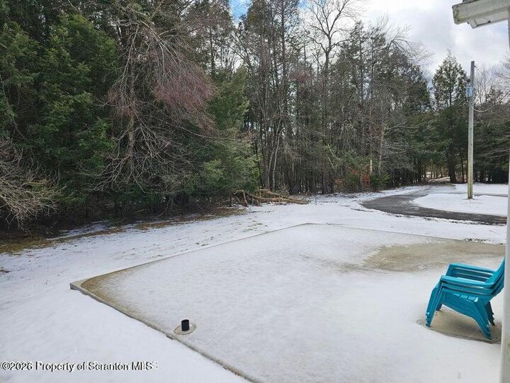 Property Photo:  22 Suetta Lane  PA 18444 