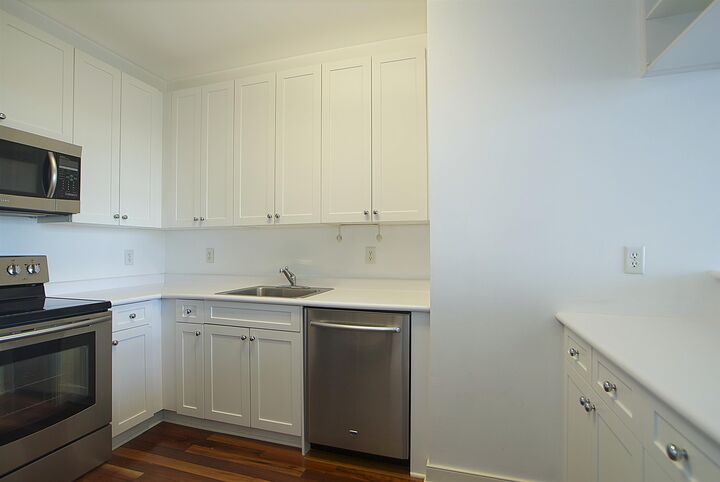 Property Photo:  1500 Washington St 8F  NJ 07030 