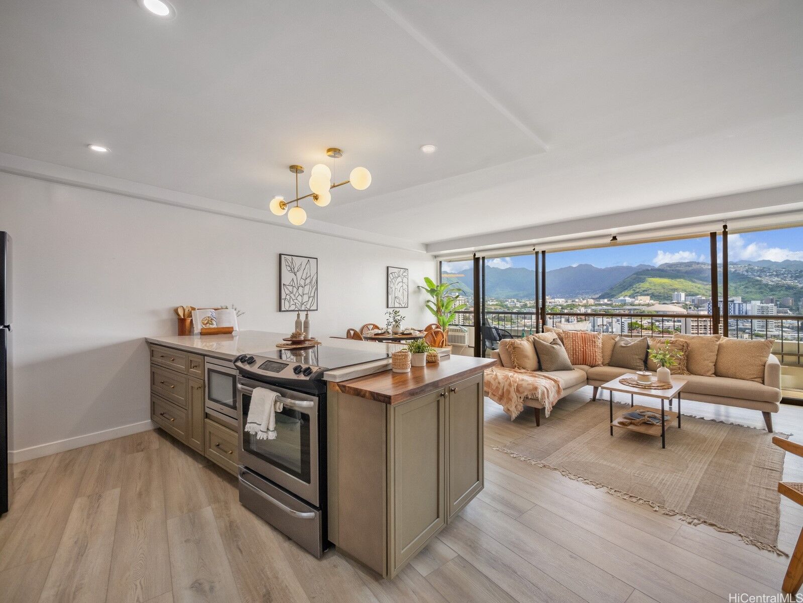 Property Photo:  2333 Kapiolani Boulevard 1803  HI 96826 