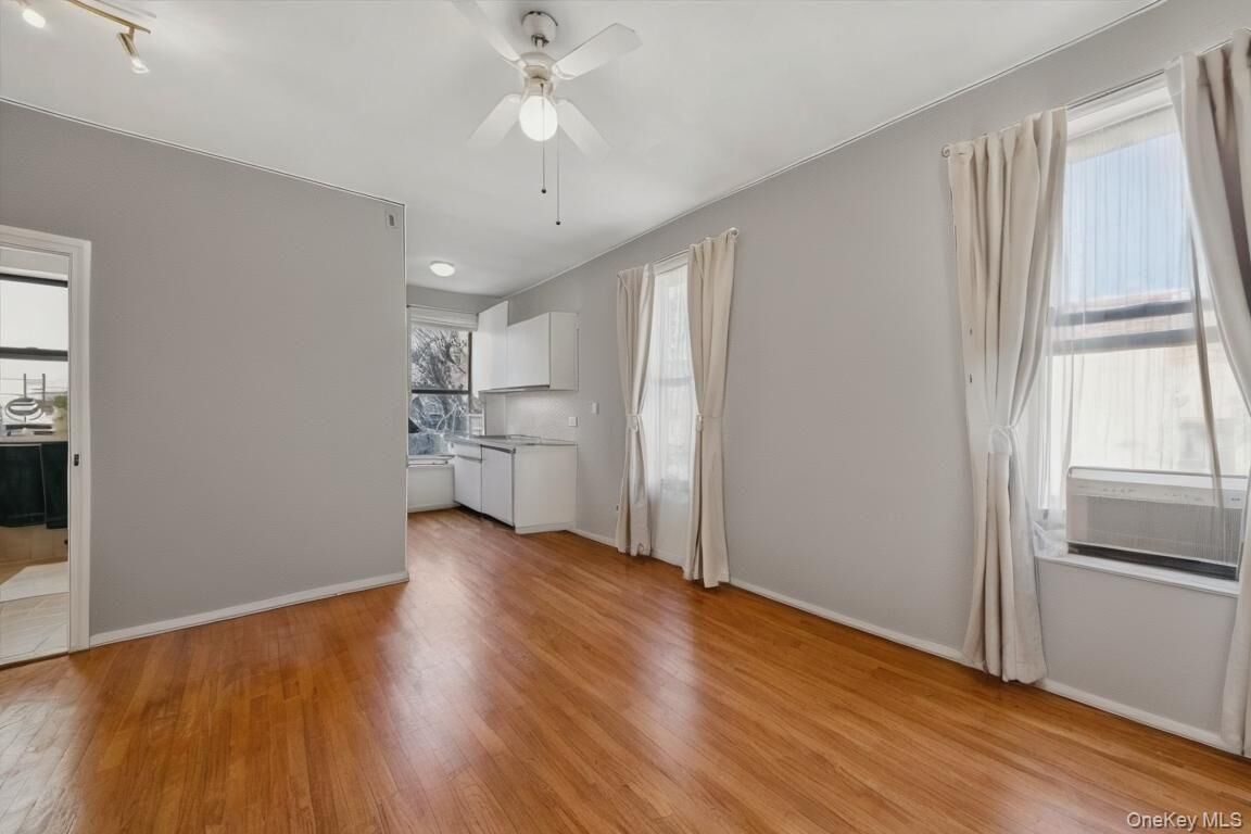 Property Photo:  205 W 103rd Street 6C  NY 10025 