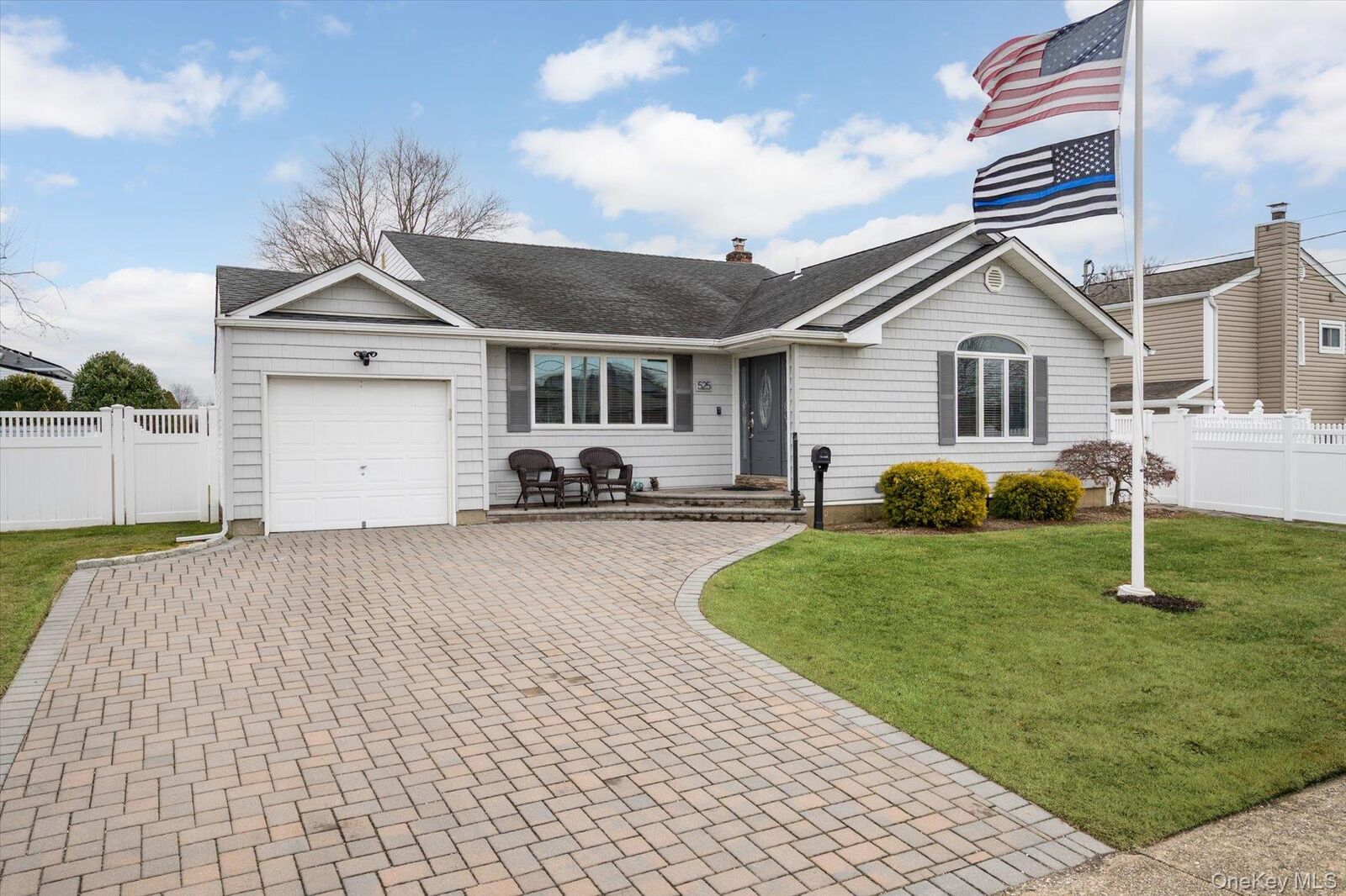 Property Photo: 525 Roosevelt Avenue NY 11762