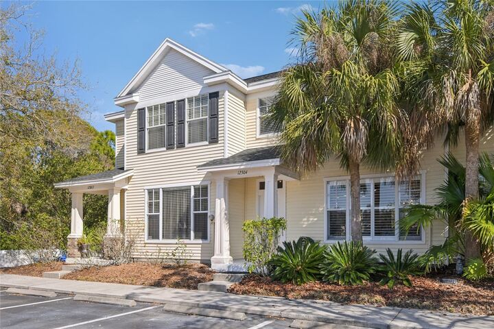 Property Photo:  12304 Country White Circle  FL 33635 