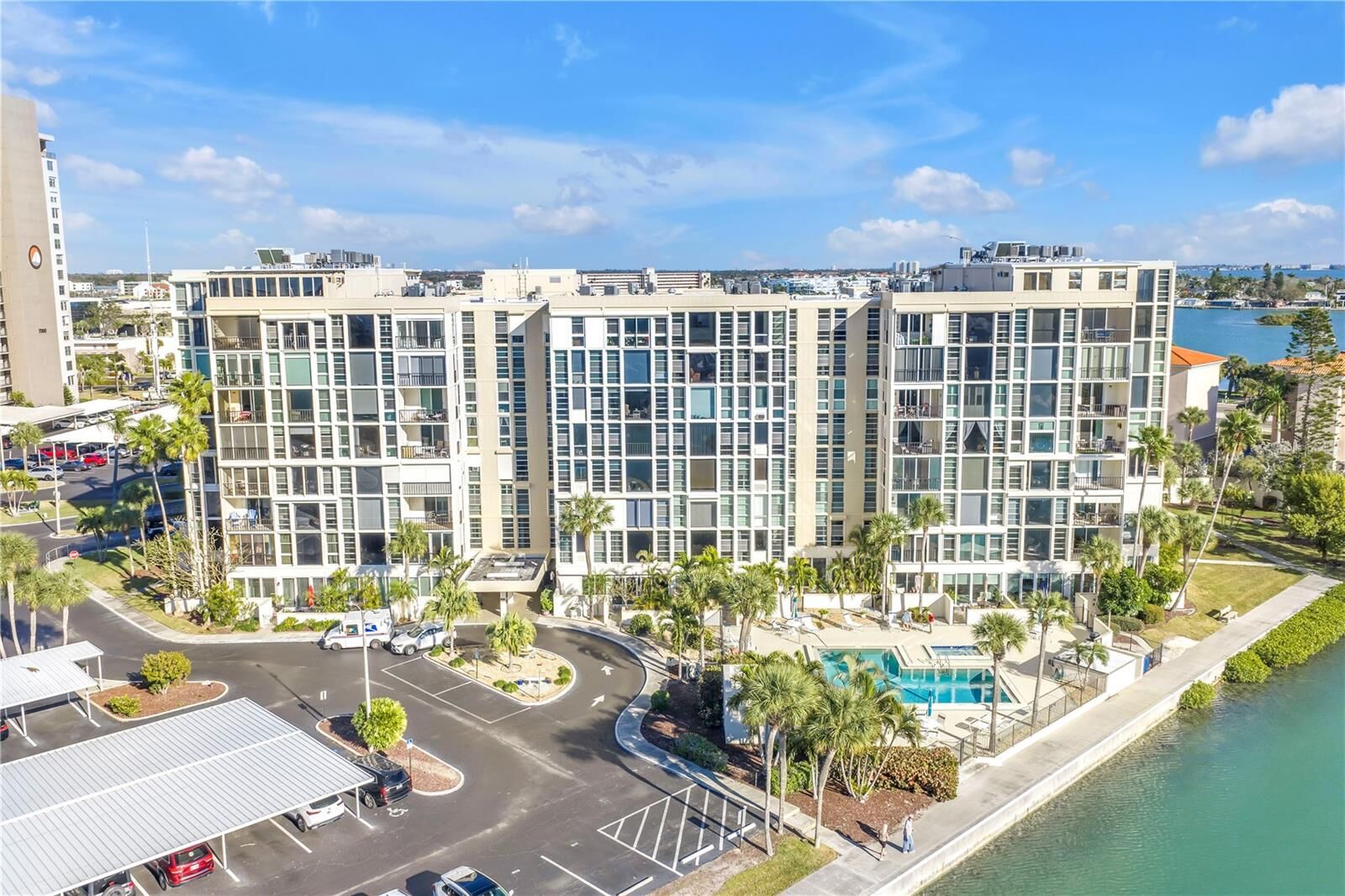 Property Photo:  7400 Sun Island Drive S 103  FL 33707 