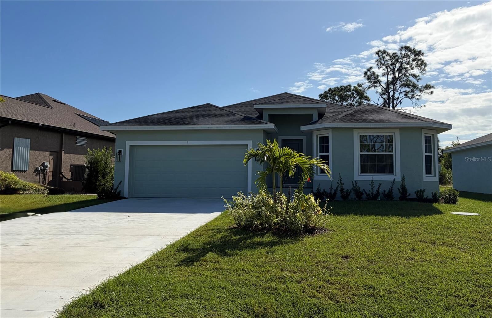 Property Photo:  112 Smallwood Road  FL 33947 