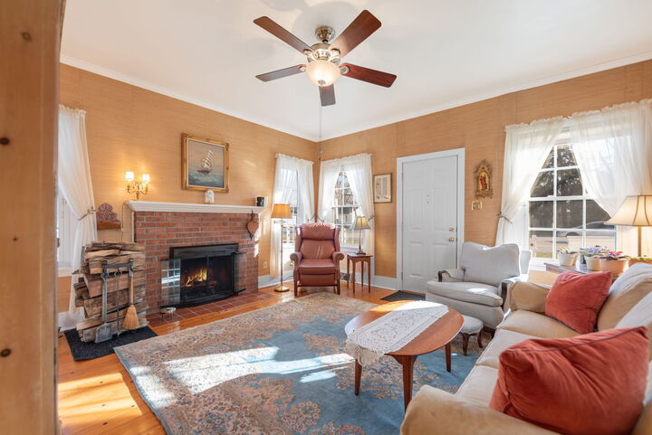 Property Photo:  516 W 2nd Street  IL 60954 