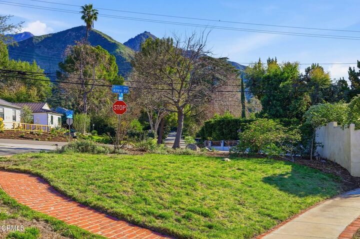 Property Photo: 1860 Homewood Drive CA 91001