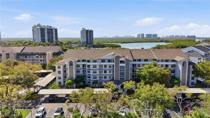 Property Photo: 360 Horse Creek Drive 101 FL 34110