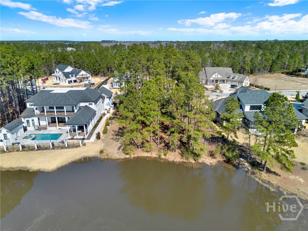 Property Photo:  121 Greenhill Close  GA 31322 